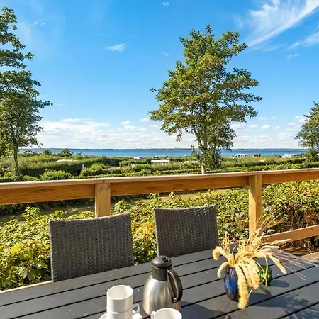 Beautiful In With House Sea View * Tranekaer